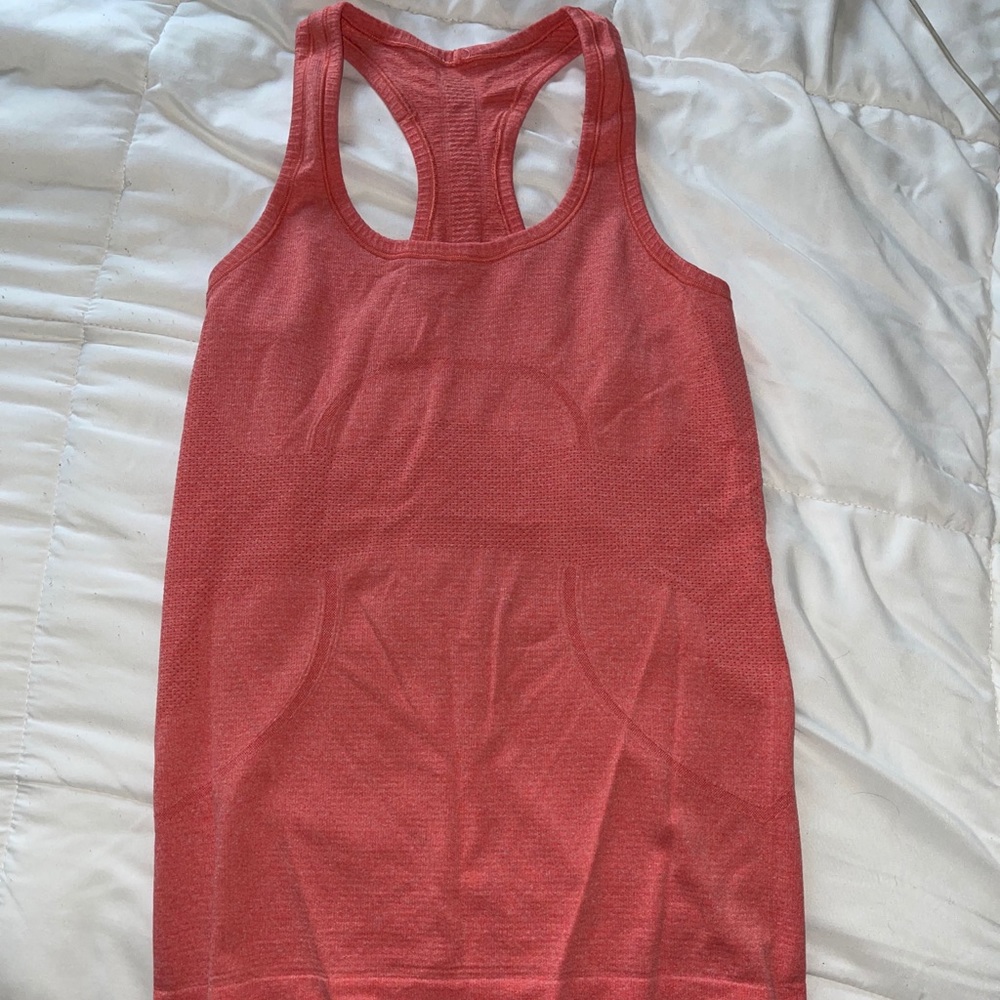 Lululemon swiftly tee